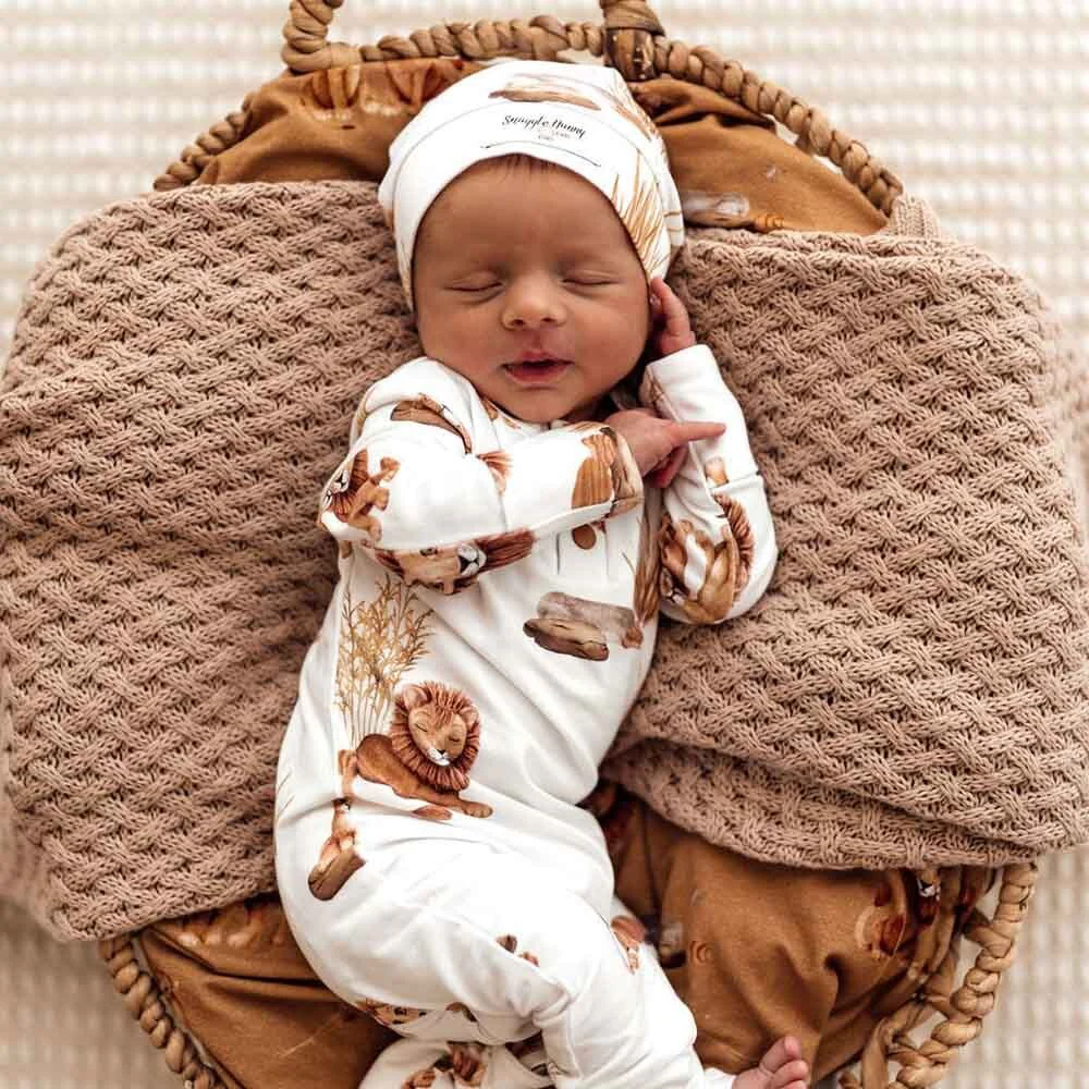 Snuggle Hunny Jersey Organic Knotted Beanie | Lion - Image 3